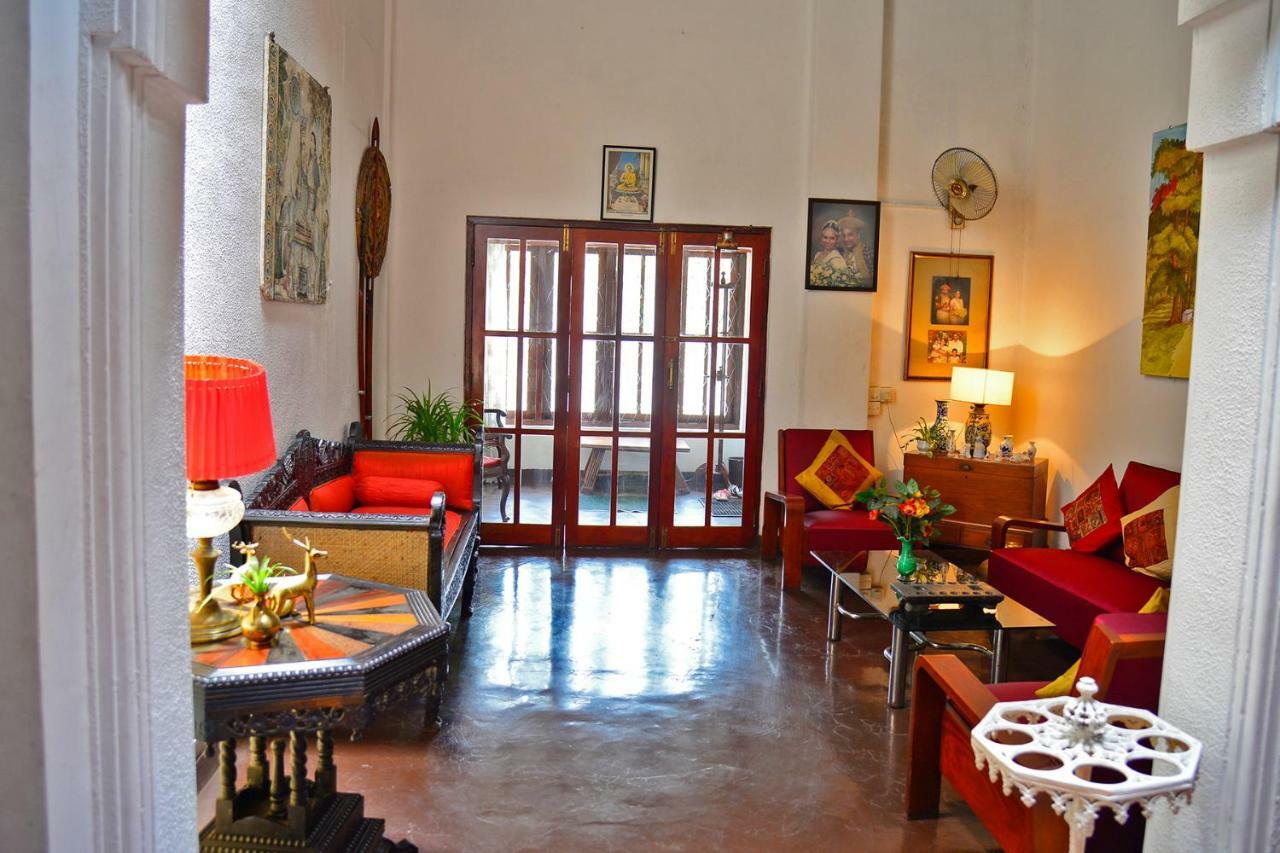 Kandy Inn Madugalle'S Family Guest House Exterior foto
